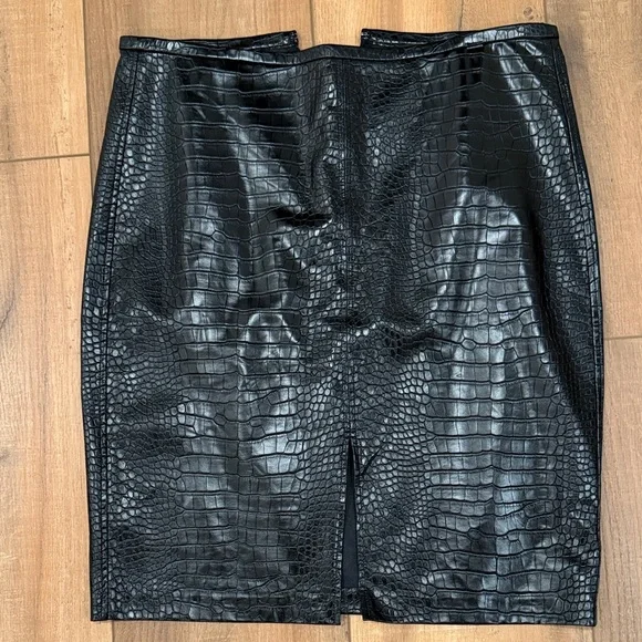 Pencil skirt in croc-embossed faux leather JCrew size 8 - Picture 3 of 9